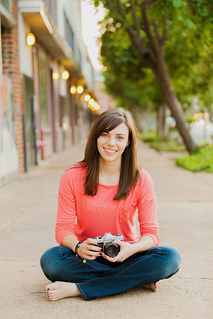 2_Beecher_Seniors_MG_0543-pp-c